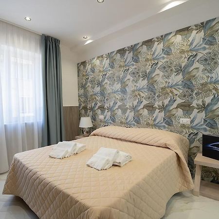 ホテル Hr Boutique Porto, Napoli Centro, By Clapa Group エクステリア 写真