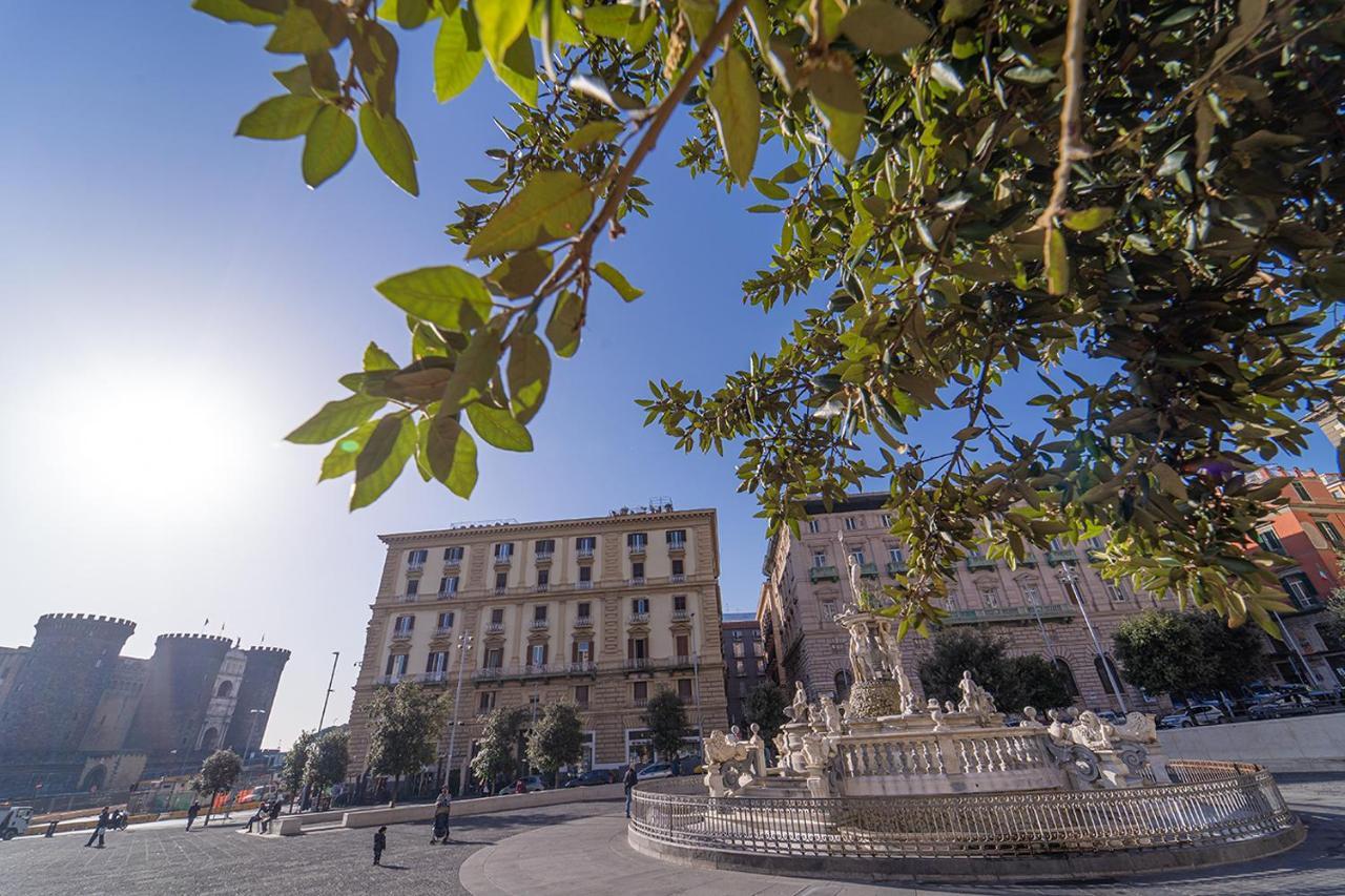 ホテル Hr Boutique Porto, Napoli Centro, By Clapa Group エクステリア 写真