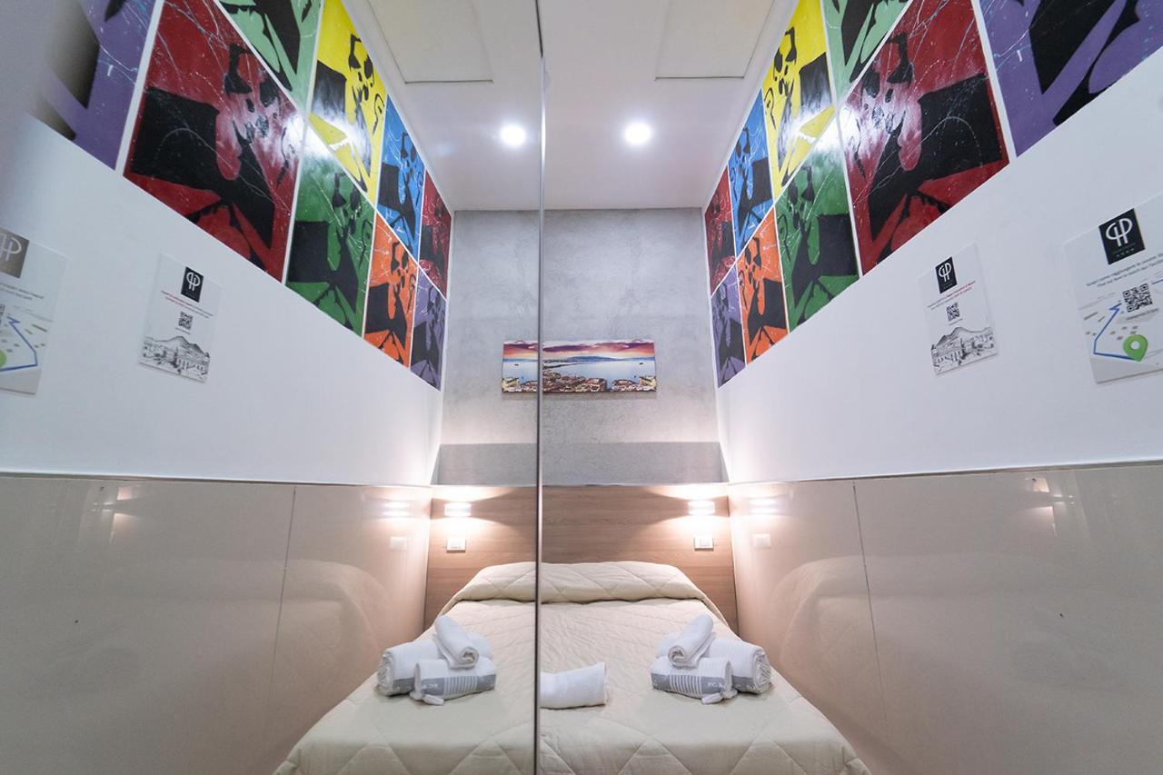 ホテル Hr Boutique Porto, Napoli Centro, By Clapa Group エクステリア 写真