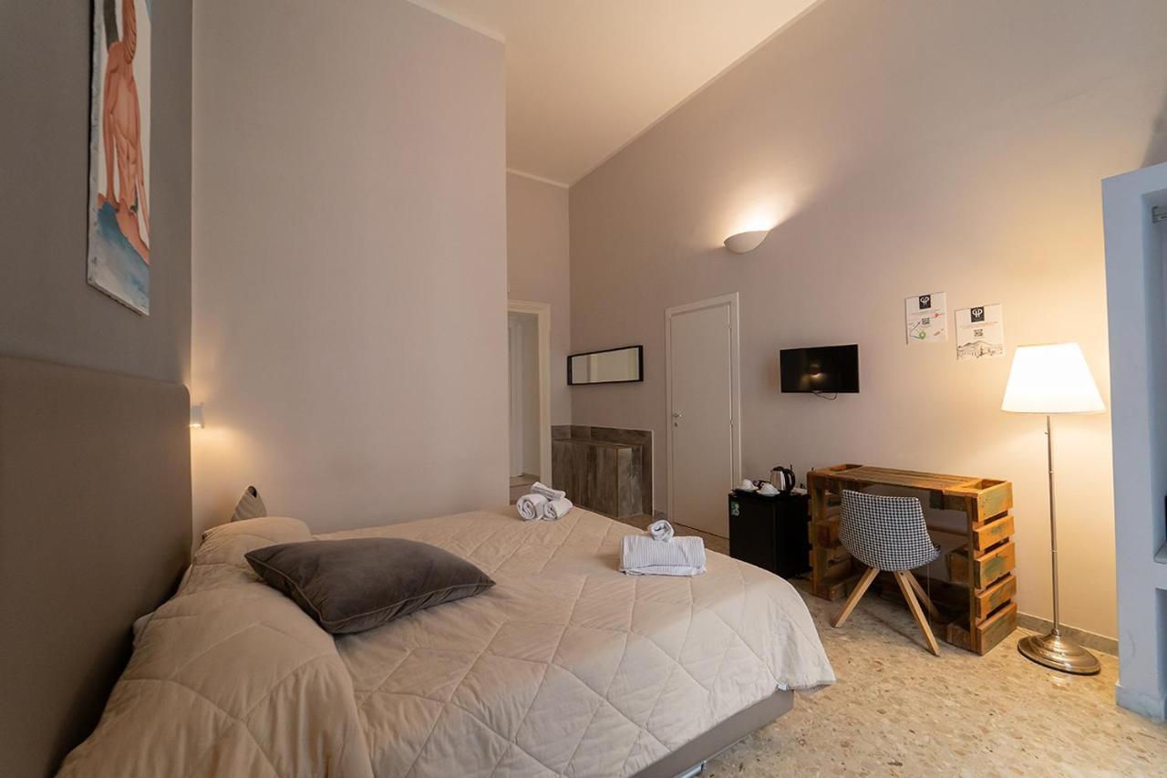 ホテル Hr Boutique Porto, Napoli Centro, By Clapa Group エクステリア 写真
