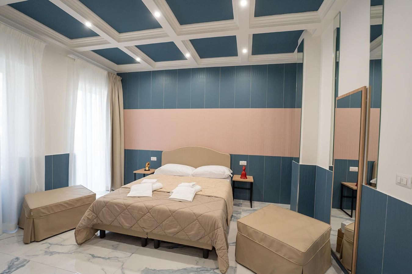 ホテル Hr Boutique Porto, Napoli Centro, By Clapa Group エクステリア 写真