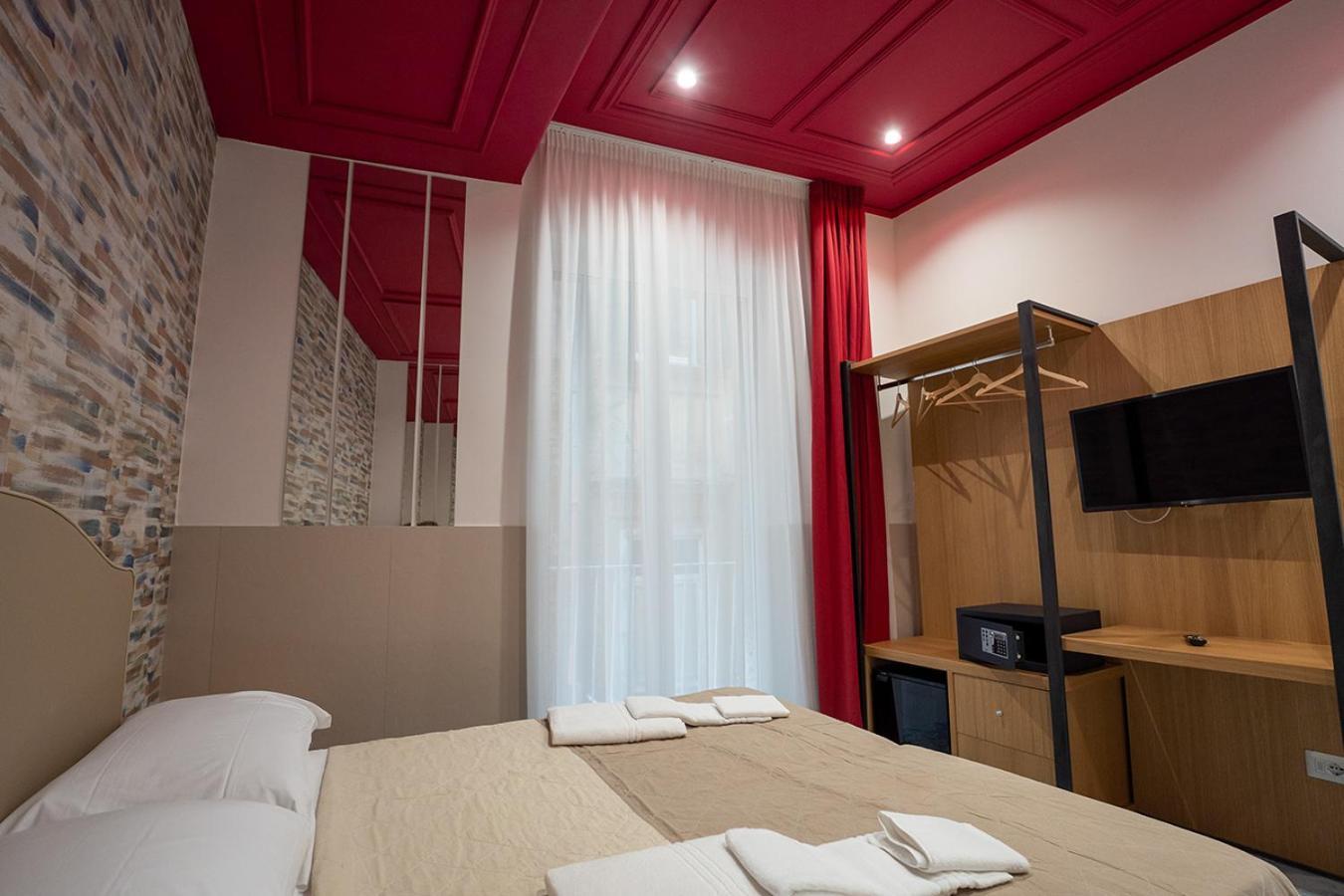 ホテル Hr Boutique Porto, Napoli Centro, By Clapa Group エクステリア 写真