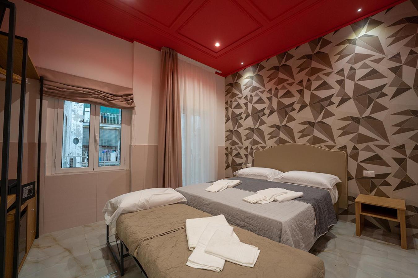 ホテル Hr Boutique Porto, Napoli Centro, By Clapa Group エクステリア 写真