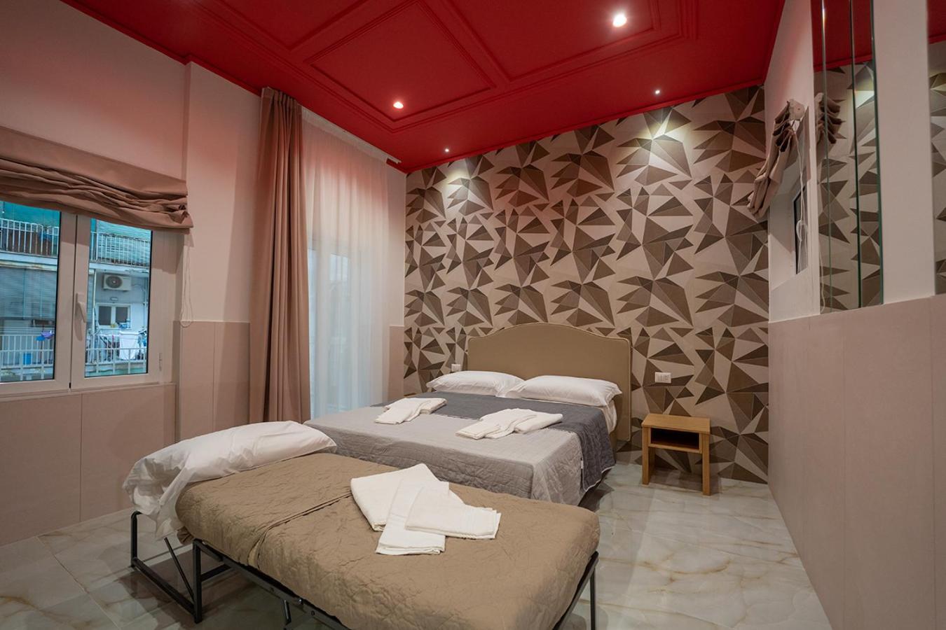 ホテル Hr Boutique Porto, Napoli Centro, By Clapa Group エクステリア 写真